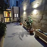 度假居 Peaceful Traditional Maltese Townhouse *