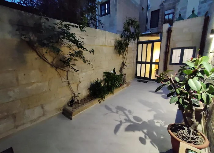 Peaceful Traditional Maltese Townhouse * Luqa