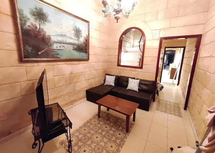 Feriehus Peaceful Traditional Maltese Townhouse
